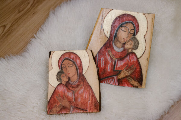 Ikona ręcznie malowana - Maryja z Dzieciątkiem "Czująca"